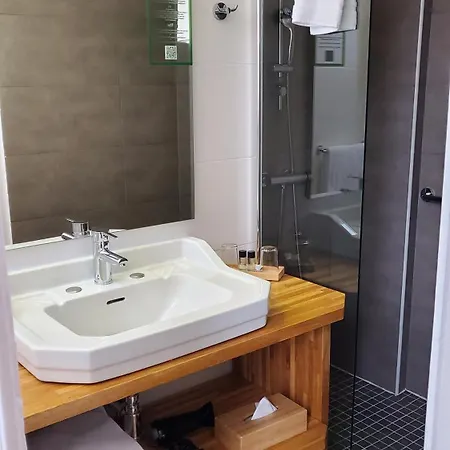 Grand De La Poste Saint-Jean-de-Luz