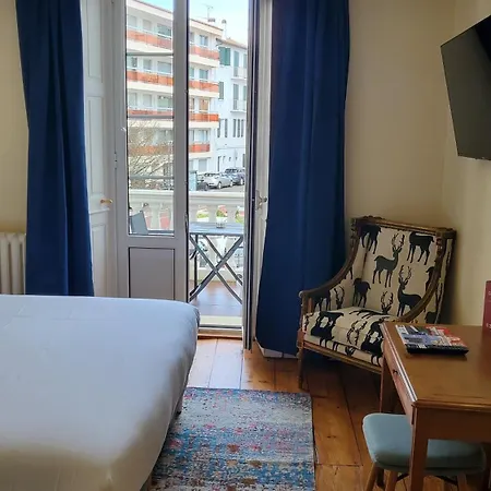 Hotell Grand De La Poste 3*