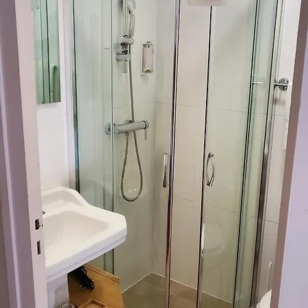 Hotel Grand De La Poste 3*