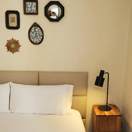 Grand De La Poste Saint-Jean-de-Luz