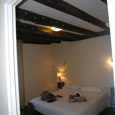 Grand De La Poste Hotel 3*