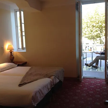 Hotel Grand De La Poste