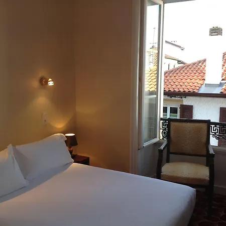 Grand De La Poste Hotel 3*