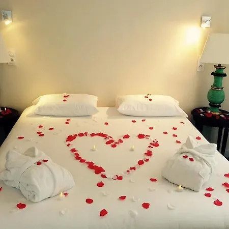 Grand De La Poste Hotel 3*