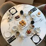 Hotel Grand De La Poste 3*