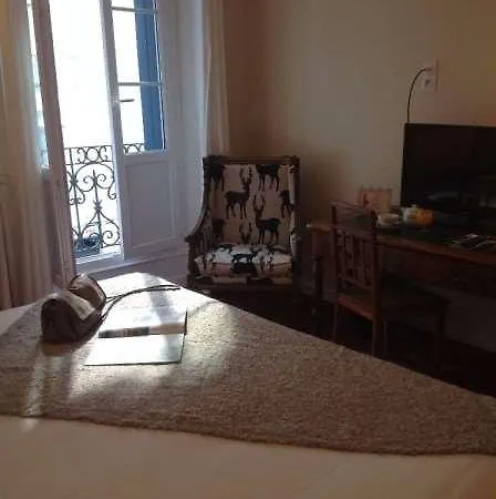 Grand De La Poste Hotel 3*