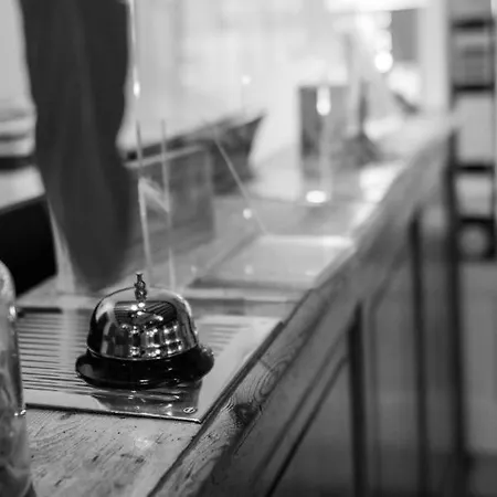 Hotel Grand De La Poste