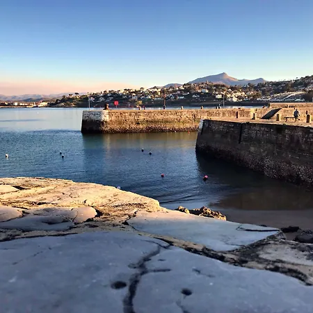 Grand De La Poste Saint-Jean-de-Luz