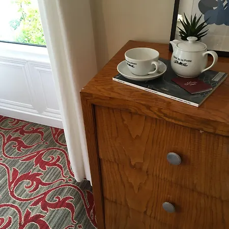 Hotel Grand De La Poste