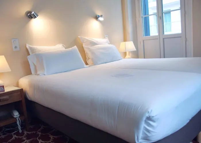 グラン ドゥ ラ ポステ 3* サン＝ジャン＝ド＝リュズ